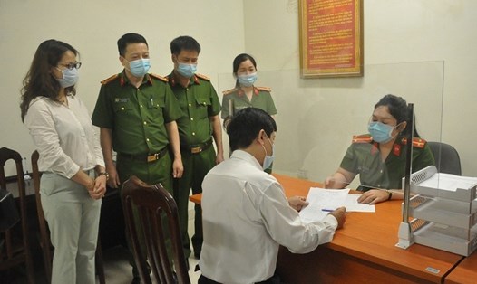 Lực lượng Công an thành phố Hà Nội quyết liệt hoàn thành chỉ tiêu phục vụ Luật Cư trú 2020
