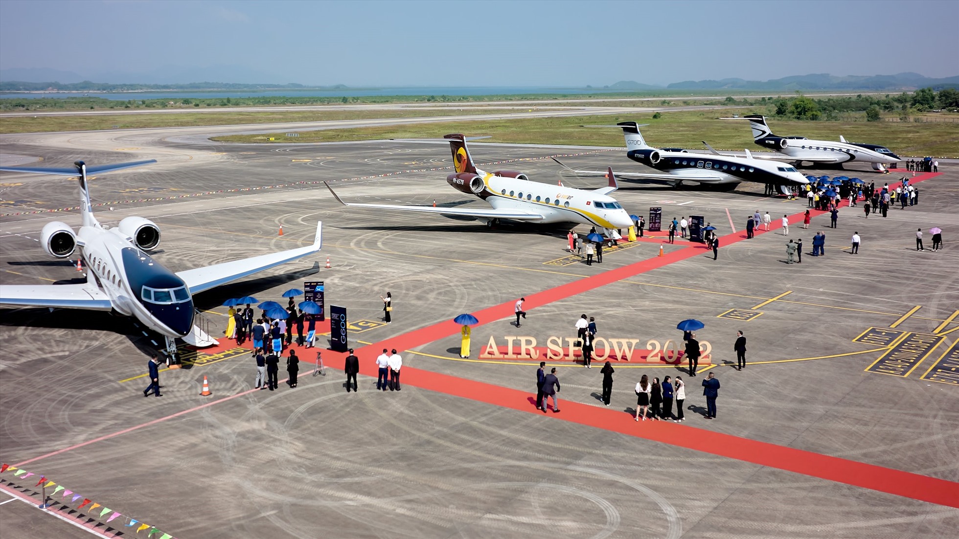 Toàn cảnh triển lãm AirShow 2022 tại Cảng hàng không quốc tế Vân Đồn