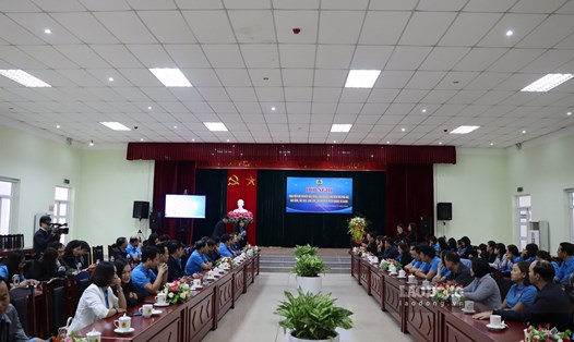 Sáng 6.11, Công đoàn 6 tỉnh miền núi phía Bắc đã tổ chức Hội nghị trao đổi kinh nghiệm hoạt động Công đoàn tại trụ sở LĐLĐ tỉnh Cao Bằng. Ảnh: Trần Trọng.