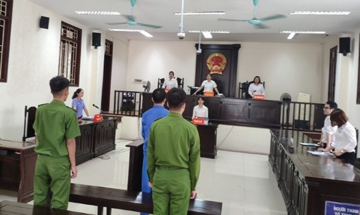 Toàn cảnh phiên tòa xét xử thầy giáo hiếp dâm học sinh do Tòa án nhân dân tỉnh Thái Bình tổ chức. Ảnh: CTV