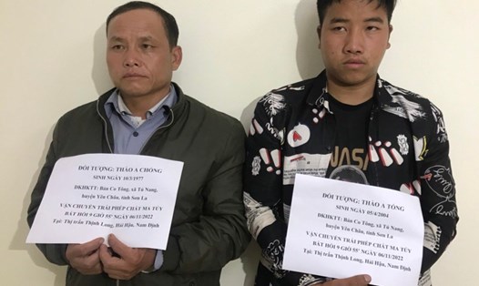 Chống và em trai ruột vận chuyển ma túy bị Bộ đội Biên phòng tỉnh Nam Định bắt giữ. Ảnh: CTV