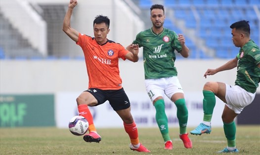 TPHCM và Đà Nẵng đều rất quyết tâm có điểm trên sân Thống Nhất tại vòng 24 V.League. Ảnh: Đ.V