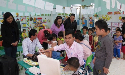 400.000 trẻ Đà Nẵng được khám sàng lọc tim bẩm sinh trong 20 năm. Ảnh: Kim Loan