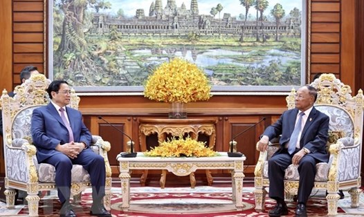 Thủ tướng chúc Campuchia và Chủ tịch Quốc hội Heng Samrin chủ trì thành công Đại hội đồng AIPA lần thứ 43 tại Phnom Penh sắp tới. Ảnh: TTXVN