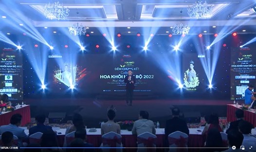 MC trong chương trình cuộc thi Hoa khôi Nam bộ 2022 tại đêm Chung kết giới thiệu bài hát “Chiều Tây Đô” của nhạc sĩ Lam Phương.