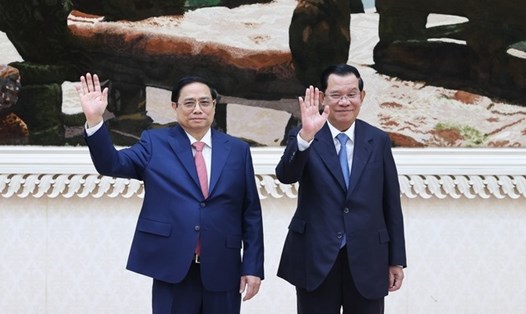 Thủ tướng Campuchia Samdech Techo Hun Sen và Thủ tướng Phạm Minh Chính. Ảnh: VGP