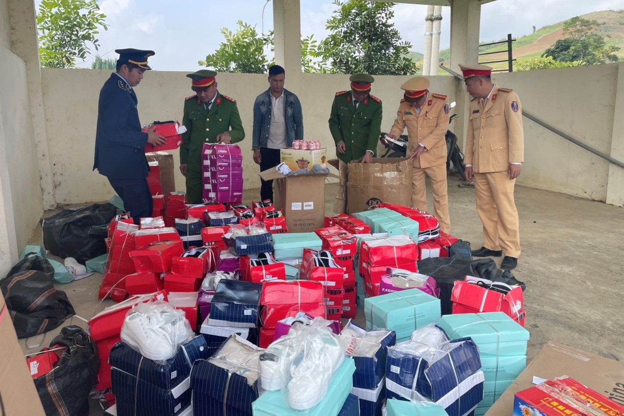 Cơ quan chức năng phát hiện và xử phạt hàng nhiều trường hợp vi phạm. Ảnh: ĐVCC.