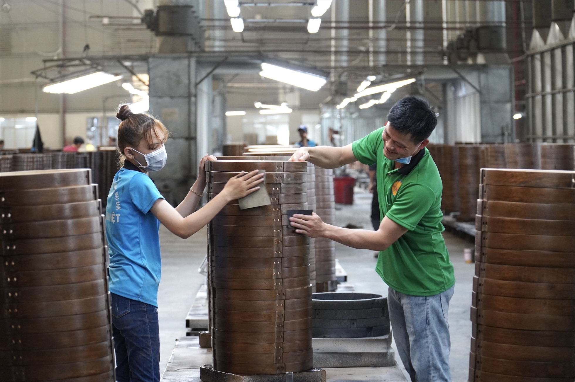 Nhiều công ty gỗ ở Đồng Nai cho người lao động nghỉ Tết đến 30 ngày