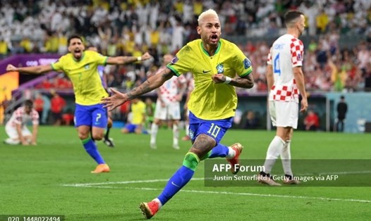 Neymar ghi bàn vào lưới Croatia ở vòng tứ kết World Cup 2022. Ảnh: AFP