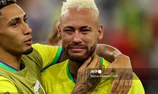 Neymar thất vọng sau trận thua của tuyển Brazil. Ảnh: AFP