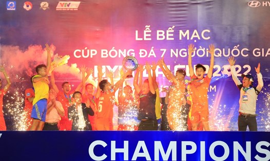 VIB Sài Gòn vô địch VSC-S2 khu vực miền Nam. Ảnh: VietFootball