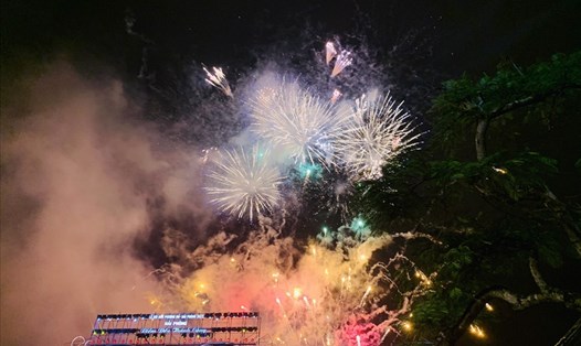 Hải Phòng bắn pháo hoa trong Lễ hội Hoa phương đỏ hồi tháng 5.2022. Ảnh: Mai Chi