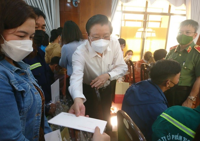 90 gian hàng giá ưu đãi trong Chợ Tết Công đoàn năm 2023