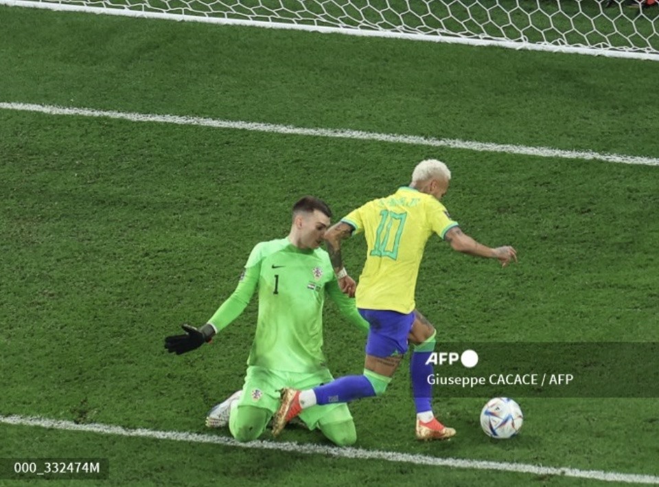 Neymar gia nhập đội bóng của Saudi Arabia