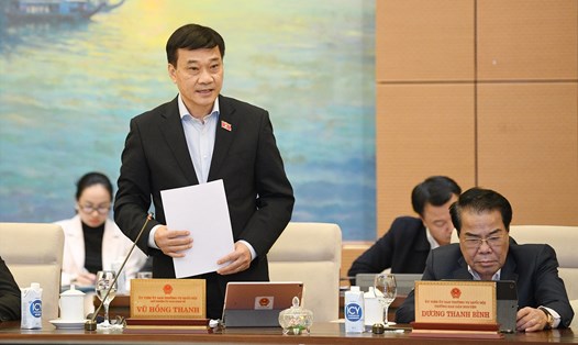 Chủ nhiệm Ủy ban Kinh tế Vũ Hồng Thanh phát biểu tại phiên họp. Ảnh: Nghĩa Đức
