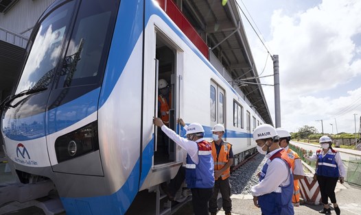 Tàu metro số 1 cho chạy thử ở Depot Long Bình hồi tháng 8.2022. Ảnh: MAUR