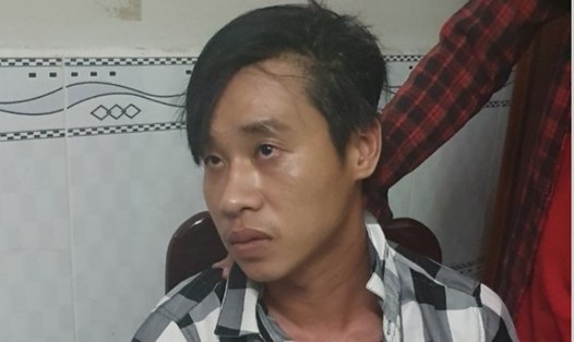 Đối tượng Nguyễn Văn Khánh bị bắt quả tang tàng trữ trái phép chất ma túy. Ảnh: Biên phòng cung cấp