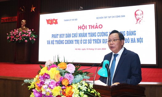 Ông Nguyễn Văn Phong, Phó Bí thư Thành ủy phát biểu tại hội thảo. Ảnh: Vĩnh Hoàng