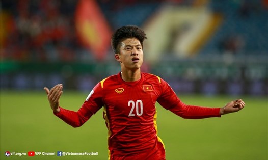 Phan Văn Đức có nguy cơ bỏ lỡ trận khai mạc AFF Cup 2022 vì mắc COVID-19. Ảnh: VFF