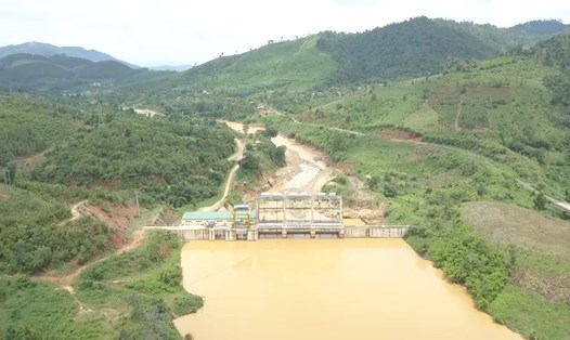 Một thủy điện quy mô nhỏ và vừa trên dòng sông Đăk Psi, huyện Đăk Hà. Ảnh Thanh Tuấn