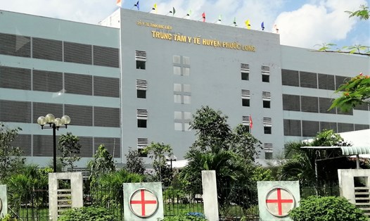 Trung tâm Y tế huyện Phước Long, tỉnh Bạc Liêu nơi 6 học sinh nhập viện sau khi uống trà sữa. Ảnh: Nhật Hồ