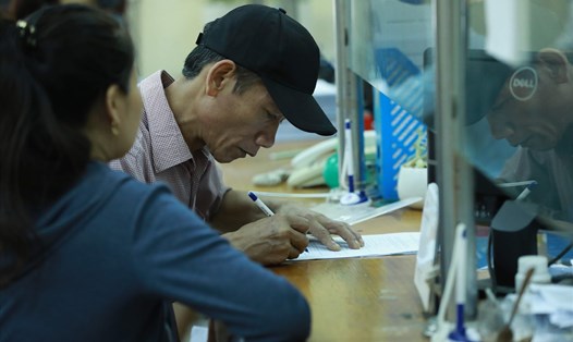 Nhiều chính sách về lương, viên chức có hiệu lực từ tháng 12.2022. Ảnh minh họa: Hải Nguyễn