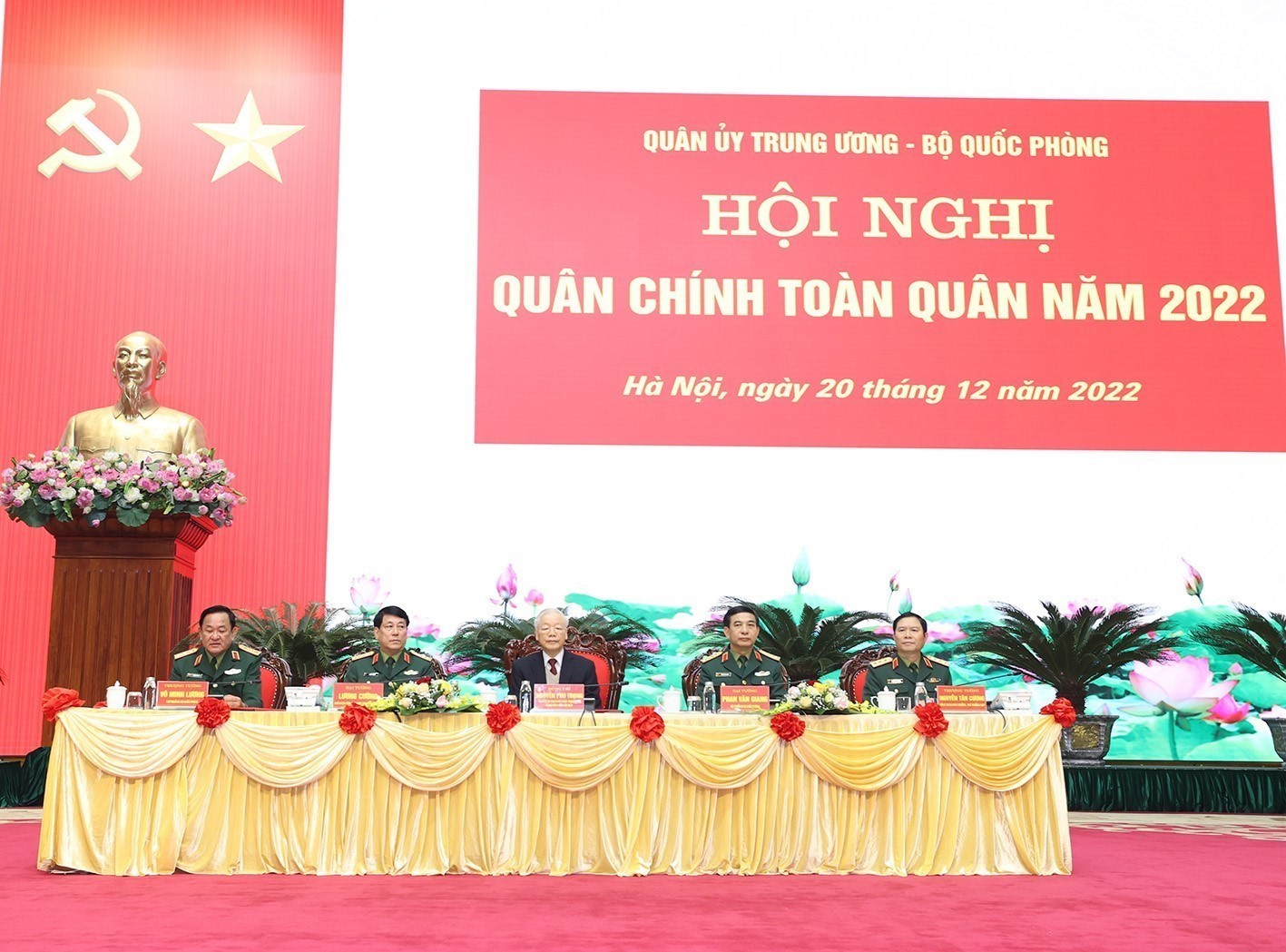 Tổng Bí thư Nguyễn Phú Trọng dự Hội nghị Quân chính toàn quân 2022