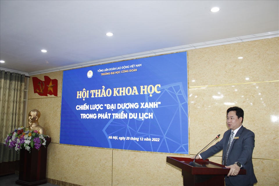 Hội thảo khoa học Chiến lược “Đại dương xanh” trong phát triển du lịch