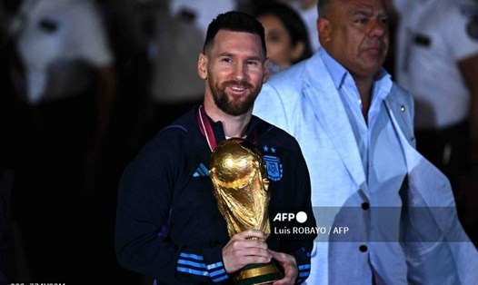 Messi cùng đội tuyển Argentina trở về nước sau chức vô địch World Cup 2022. Ảnh: AFP