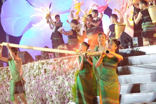 Hình ảnh tại lễ khai mạc Festival Hoa Đà Lạt lần thứ IX năm 2022. Ảnh: TTXVN