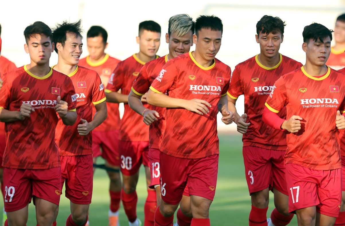 Chốt danh sách tuyển Việt Nam dự AFF Cup 2022: Hải Huy, Văn Khang bị loại