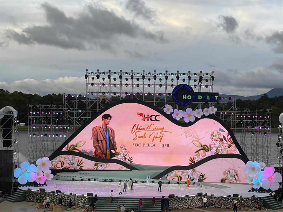 Món quà của đạo diễn Hoàng Công Cường dành tặng cho ca sĩ Noo Phước Thịnh. Ảnh: Nhân vật cung cấp