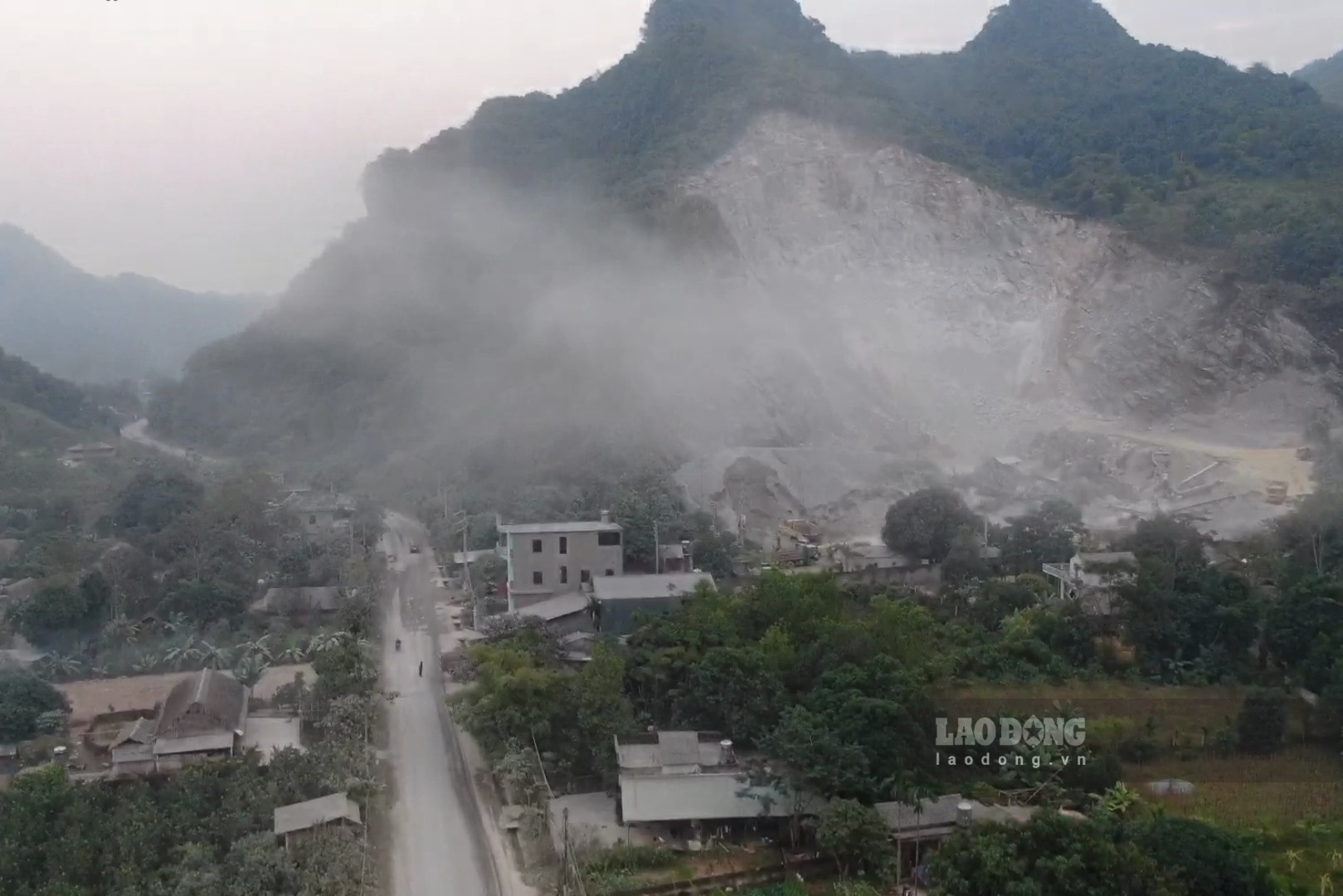 Phú Thọ: Người dân bức xúc tố mỏ đá Mèo Gù gây ô nhiễm