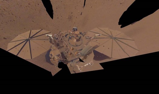 Tàu đổ bộ sao Hỏa InSight của NASA. Ảnh: NASA
