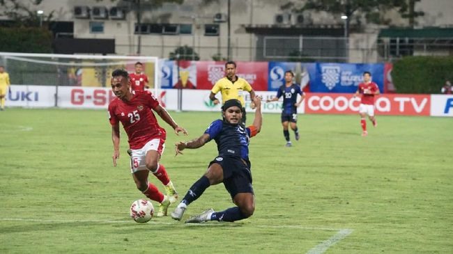 Trận tuyển Indonesia - Campuchia sẽ diễn ra lúc 16h30, thay vì 19h30 vì lý do an ninh. Ảnh: PSSI