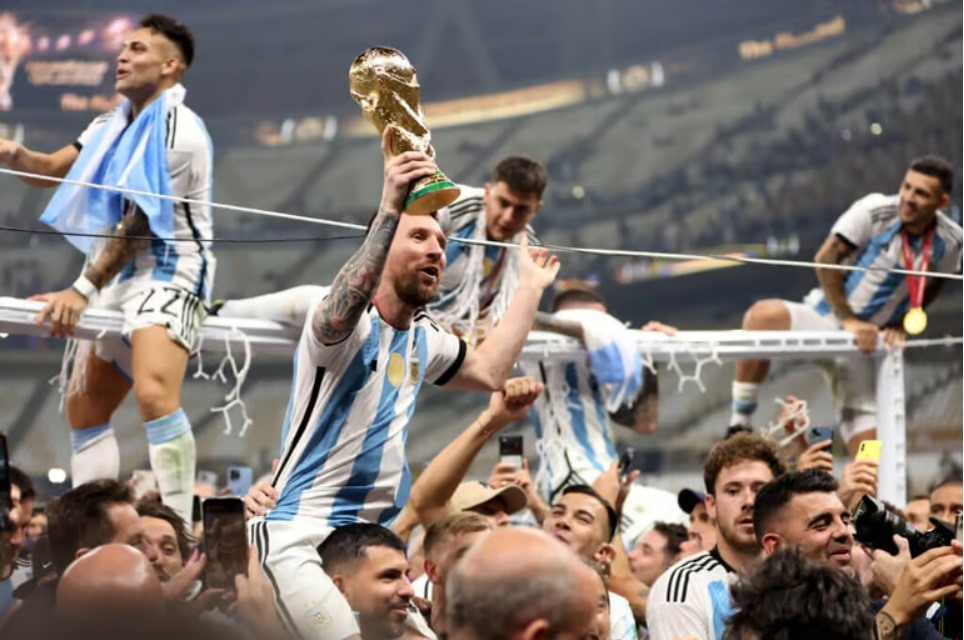 Argentina chỉ kém Brazil 2 điểm trên bảng xếp hạng FIFA