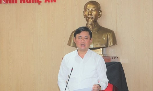 Bí thư Tỉnh ủy, Chủ tịch HĐND tỉnh Nghệ An Thái Thanh Quý đề nghị UBND tỉnh chỉ đạo các ngành giải quyết dứt điểm các ý kiến, kiến nghị của cử tri. Ảnh: Phương Thúy