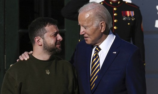 Tổng thống Mỹ Joe Biden đón Tổng thống Ukraina Volodymyr Zelensky thăm Nhà Trắng ngày 21.12.2022. Ảnh: AFP