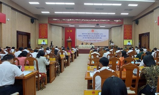 Kỳ họp thứ 14, Hội đồng nhân dân tỉnh Kiên Giang. Ảnh: Nguyên Anh