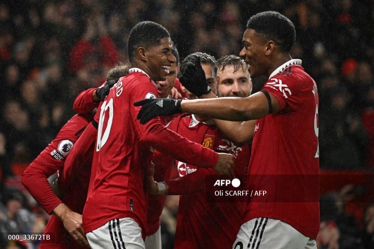 Man United thắng dễ Nottingham Forest với tỉ số 3-0