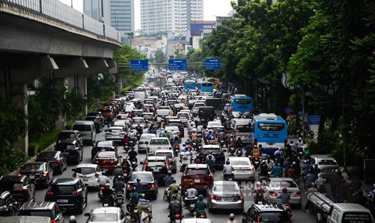 Tình trạng ùn tắc giao thông tại Hà Nội. Ảnh: Hải Nguyễn