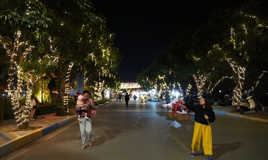 Đến nay, lượng du khách tới phố đi bộ Trịnh Công Sơn rất thưa thớt mỗi dịp cuối tuần. Ảnh: Hữu Chánh
