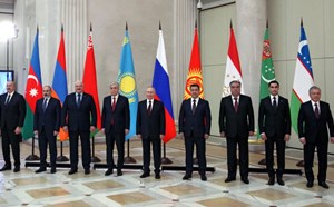 Tổng thống Putin tặng nhẫn vàng cho lãnh đạo 8 nước đồng minh