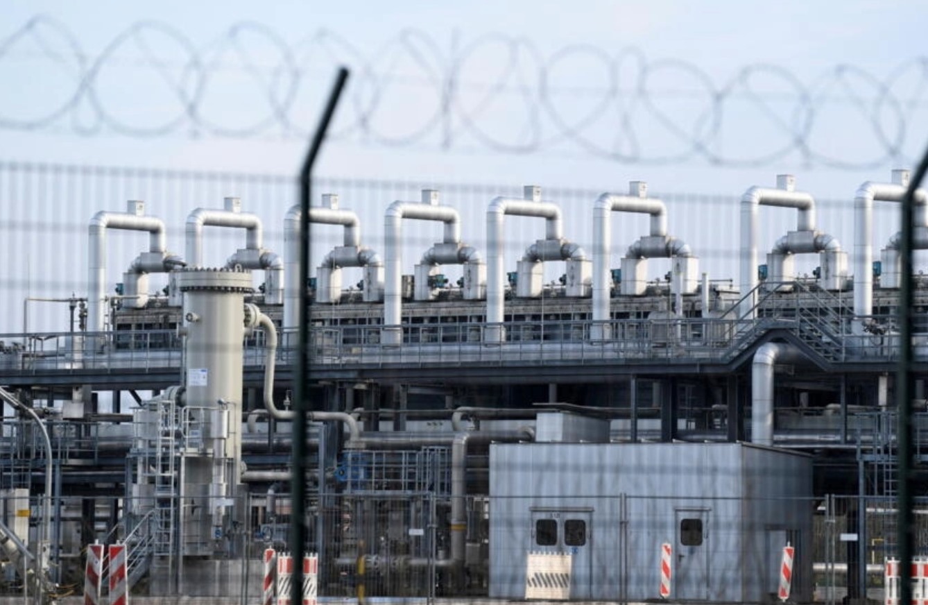 Dấu hỏi về tính công bằng của thỏa thuận khí đốt Pháp - Đức