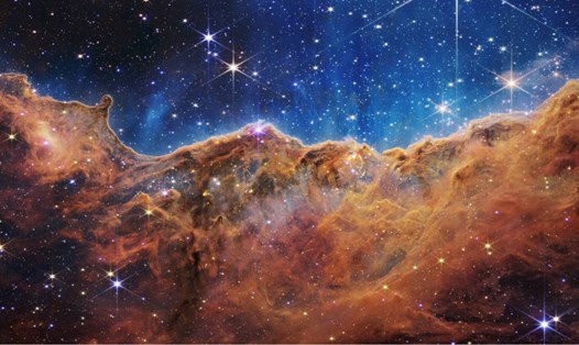 Hình ảnh vũ trụ được kính viễn vọng James Webb chụp lại. Ảnh: NASA