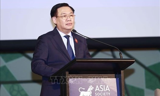 Chủ tịch Quốc hội Vương Đình Huệ phát biểu tại Diễn đàn hợp tác kinh tế Việt Nam - Australia. Ảnh: TTXVN