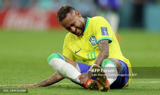 Neymar vẫn chưa hoàn toàn bình phục chấn thương. Ảnh: AFP