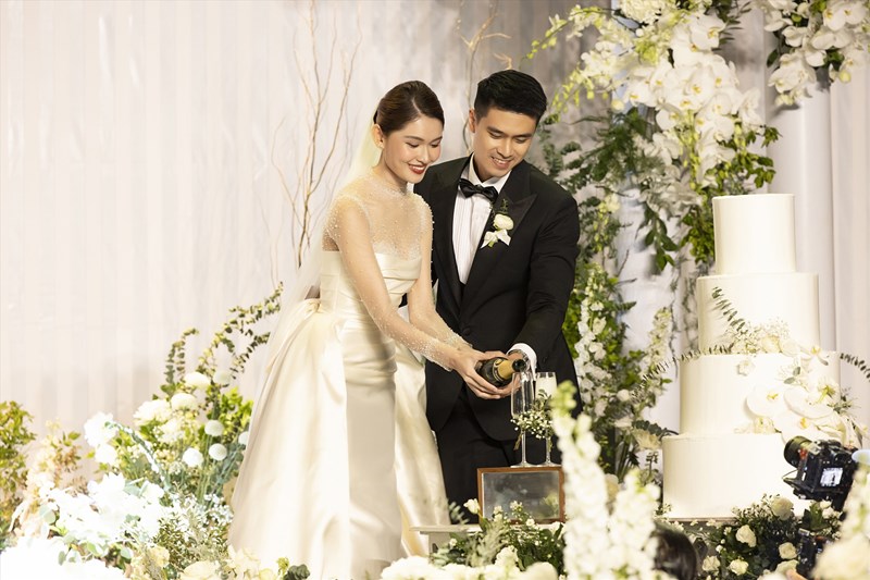 Toàn cảnh lễ cưới của Á hậu 2 Hoa hậu Việt Nam Thùy Dung và chồng thạc sĩ