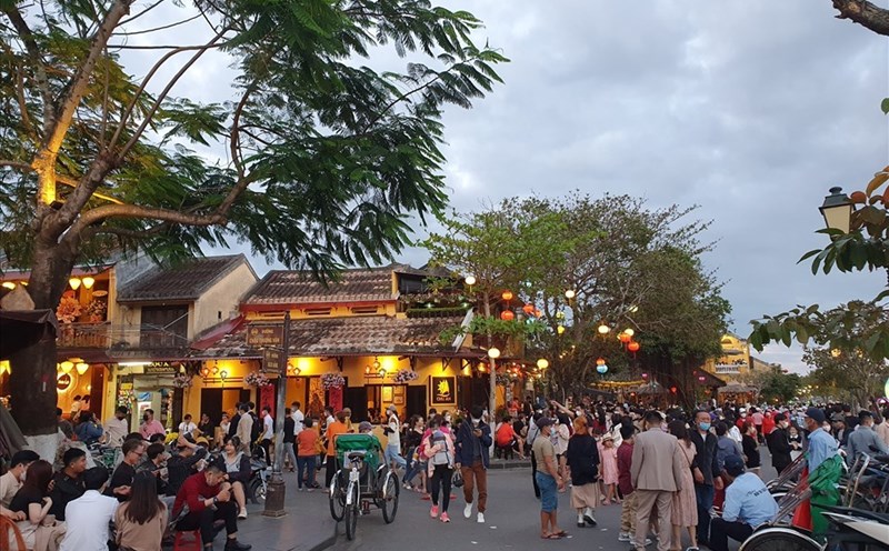 Du khách có xu hướng lựa chọn tour nội địa nghỉ dưỡng vào dịp Tết Dương lịch 2023. Ảnh: Thanh Chung