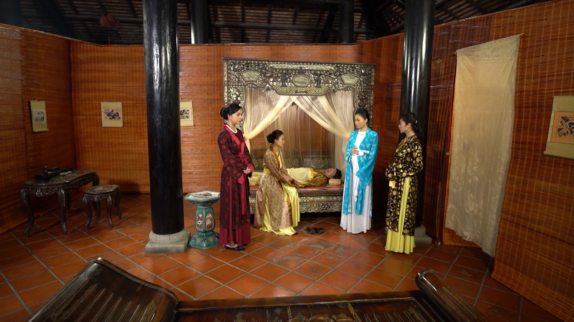 Tình tiết trong "Nghiệp sinh tử". Ảnh: Nhà sản xuất.